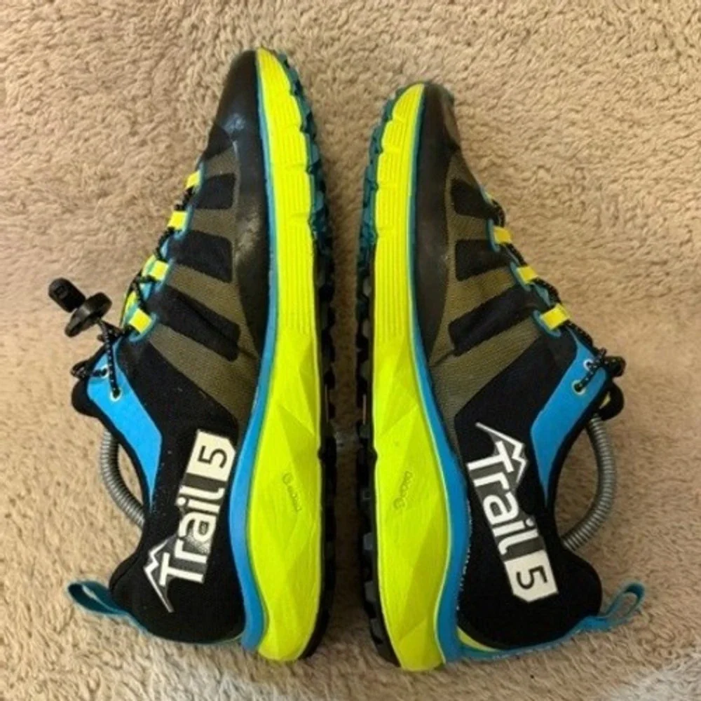 Salming Trail 5 Trail Running Shoes Mens Size 10 Black Yellow Blue Vibram EUC